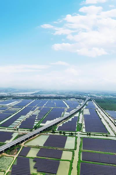 Aquavoltaics Utility-scale Power station（Hezhou North, Zhuhai，China）