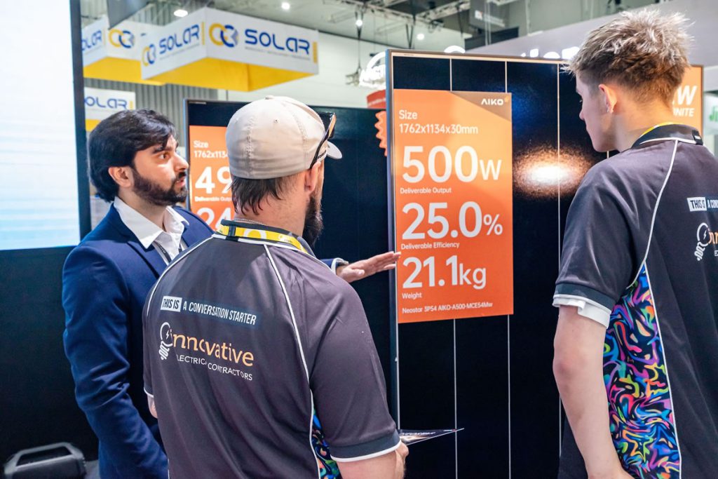 aiko-introduce-500w-module-under-2m2-05-1024x683 AIKO Introduces the World’s First 500W Panel Under 2?m? in Australia, Secures 1GW in Distributor Commitments for GEN?3 Products
